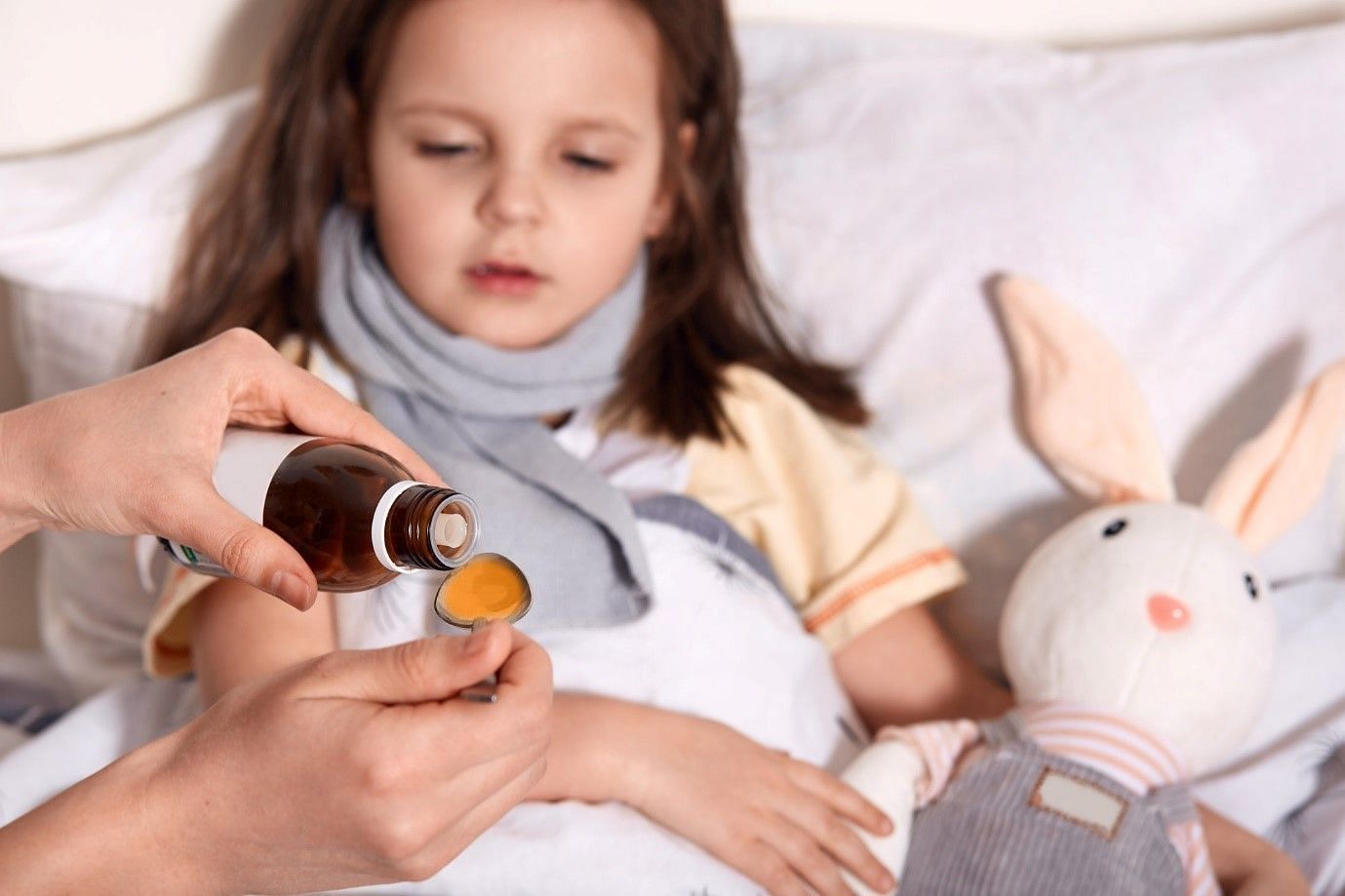 Melatonin for kids (Image by user18526052 on freepik)